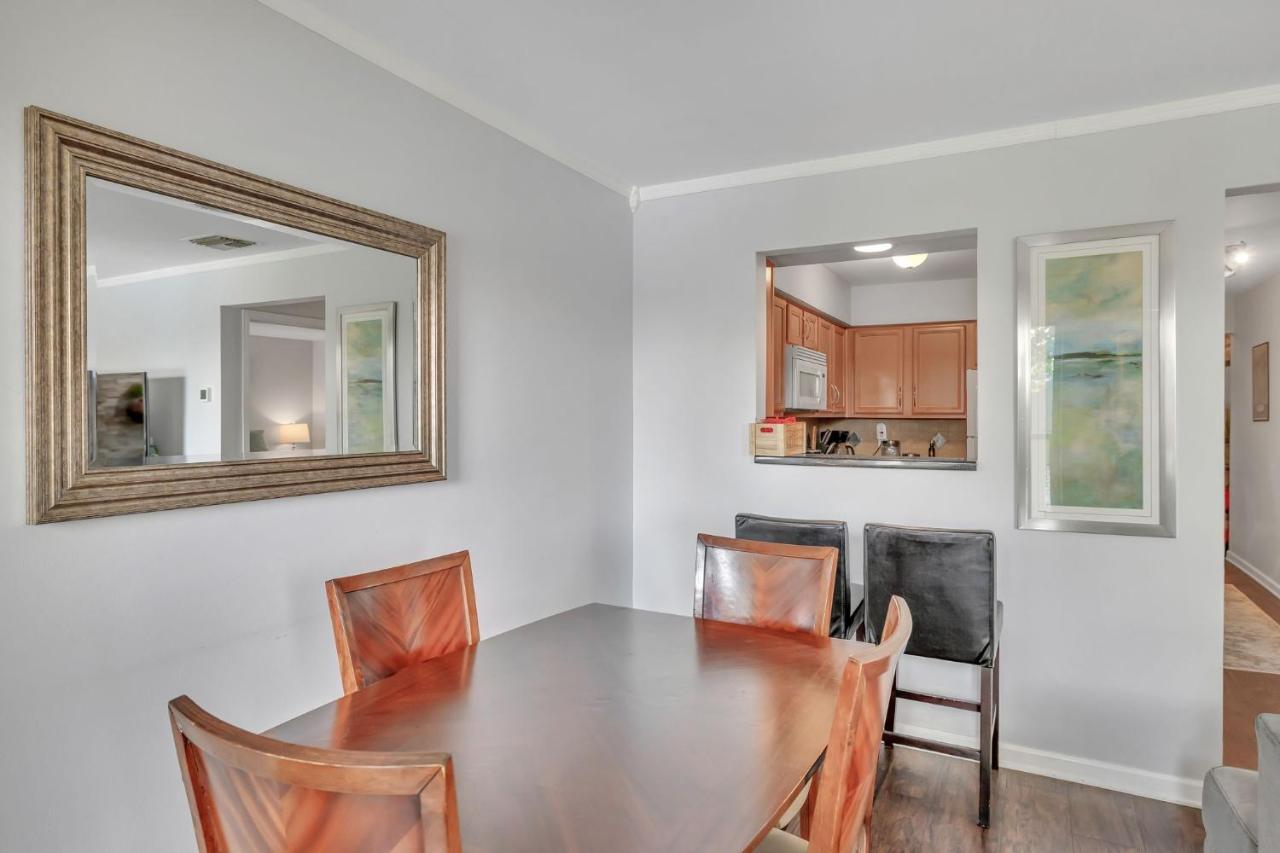 Nash Gold Private Condo - 2Bed, 2Bath, Sleep 6, 25 Min Walk To Broadway And All Nashville Attractions, Pool, Gym Exterior foto