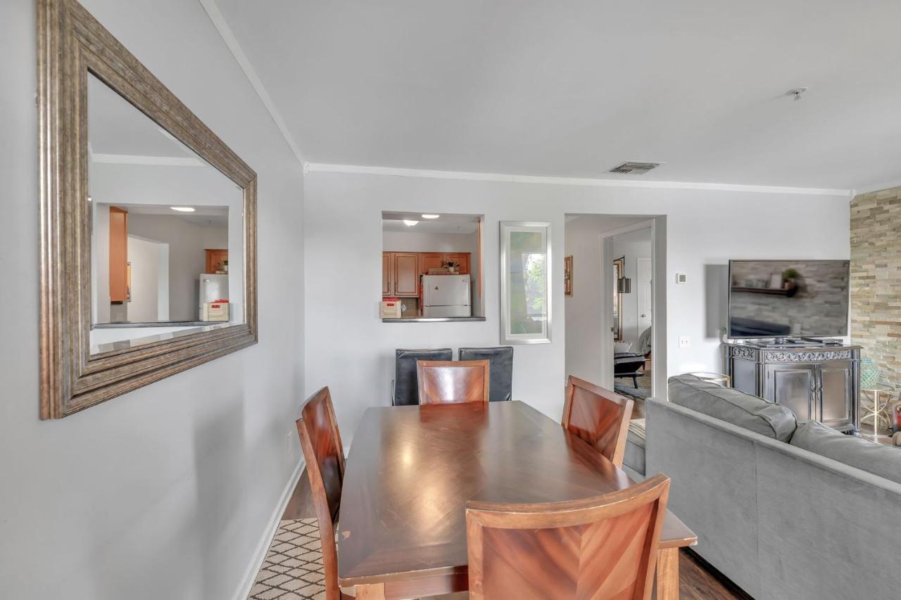 Nash Gold Private Condo - 2Bed, 2Bath, Sleep 6, 25 Min Walk To Broadway And All Nashville Attractions, Pool, Gym Exterior foto